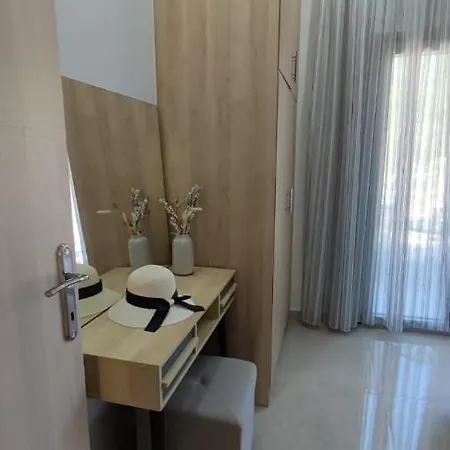 Oasis Apartment 1 Apartamento Ýpsos